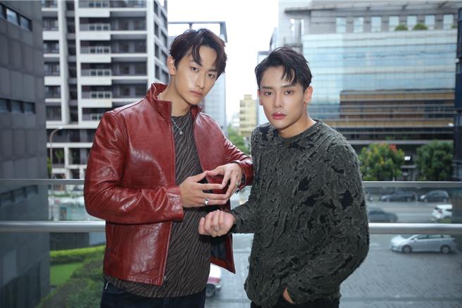 毛祁生（左）和萧鸿拍BL剧收穫不少粉丝。（三立提供）