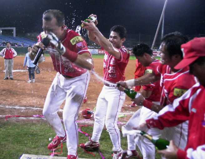 陈金茂（左）。（中时资料照）