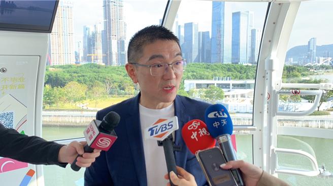 基隆市长谢国梁12日参访深圳市「欢乐港湾」最着名的地标「湾区之光」摩天轮。谢国梁指出，预算目前正在审核中，预计明年在基隆着名地标「国门广场」，兴建「港景儿童乐园」，为市民打造一处舒适欢乐的休閒空间，将成为基隆的亮点。（徐佑升摄）