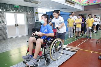 推廣人本交通 嘉義市600學童大玩闖關遊戲「玩中學」