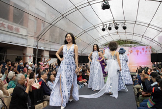  大稻埕『秋穫季』 名設計師將廟宇圖騰化為時裝元素    明星演繹時尚潮服