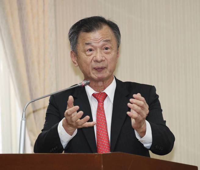 「拜习会」举行在即，陆委会主委邱太三今表示，中美长期都希望管控台海和平与稳定，恢復军事关系基本上是好的。（刘宗龙摄）