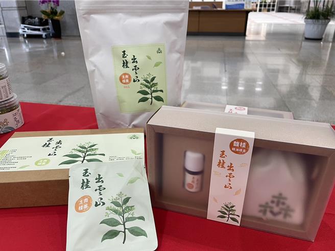 林业及自然保育署台中分署与中兴大学合作， 13日发表研究成果及展示最新产品。（林业署提供）