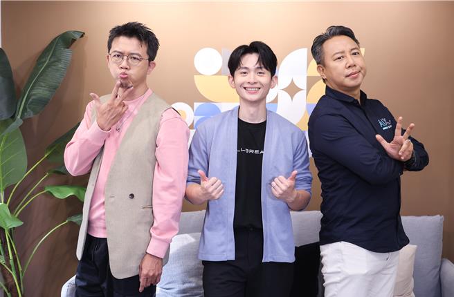 黄逸豪（左起）、博恩、欧耶宣传《G8高峰会》。（陈俊吉摄）