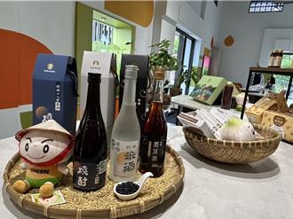 恆春農會「禾滿糧廚伴手禮中心」揭牌 8成商品此店獨賣