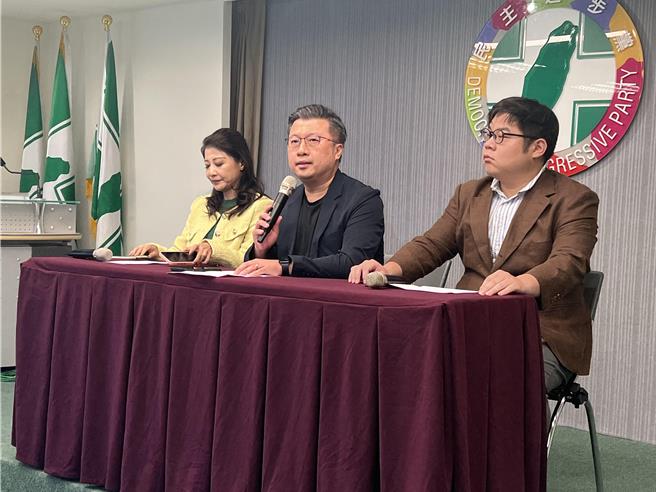 被指喝花酒淫乱 罗马不是一天造成证明 张志豪：游智彬举证人事时地物 否则请退选。曾薏苹