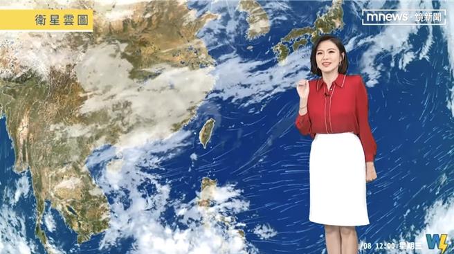 王钰婷在镜新闻负责播报气象。（王钰婷提供）