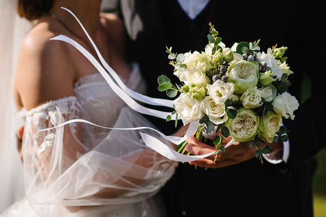 未婚夫梦中哭喊前任「对不起」！妹子崩溃：剩半个月结婚。（示意图／shutterstock）