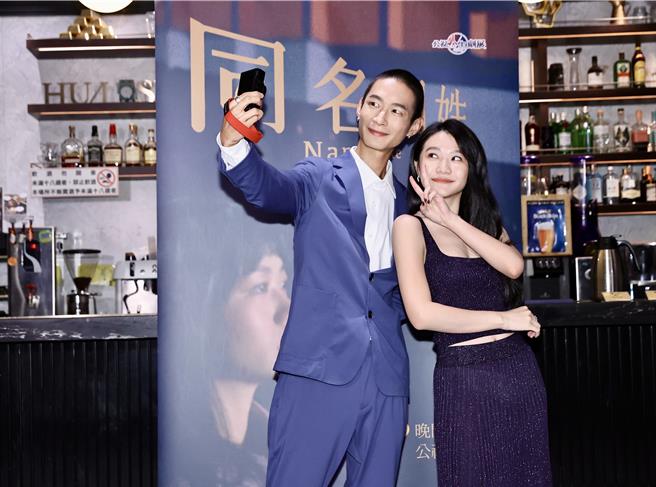 黄河、李玲苇在公视人生剧展《同名同姓》有爱情戏。（罗永铭摄）