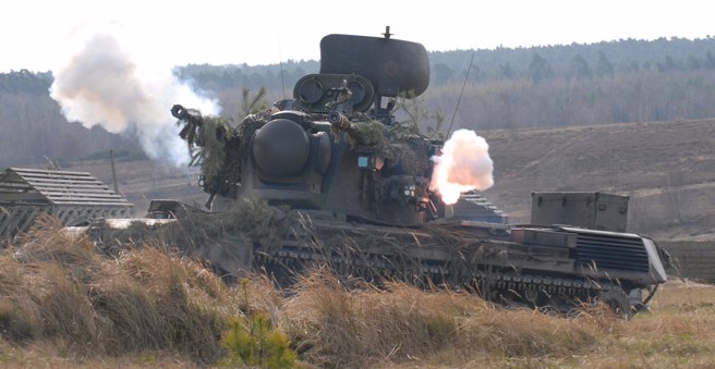 猎豹防空车配备了一组双联装35毫米奥瑞冈（Oerlikon KDA）机炮，能够每分钟发射多达1100发炮弹。（Krauss-Maffei Weggman）