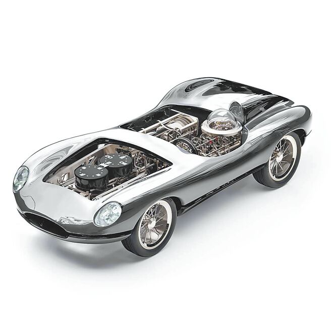 拿下最佳機械鐘獎的L’Epee 1839跑車外型Time Fast II Chrome座鐘。（GPHG提供）