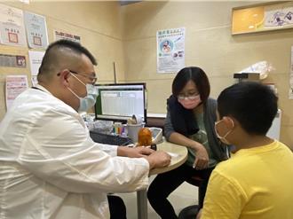 小孩連燒三天家長大崩潰！流感肆虐台中校園病號驟增