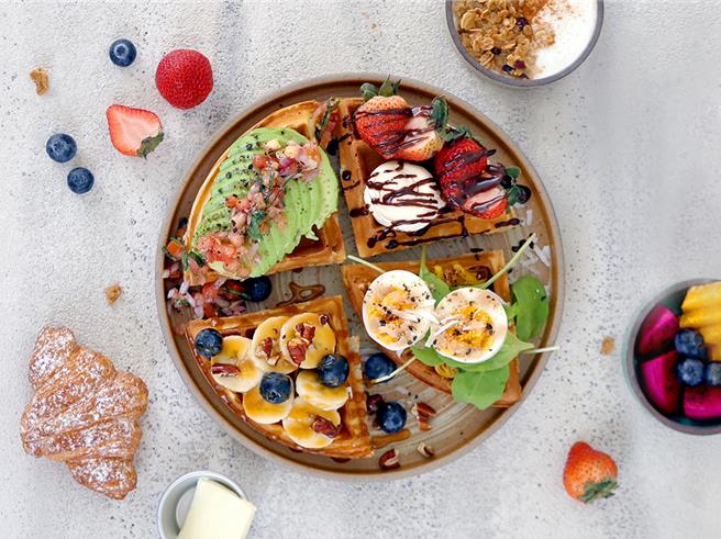 Miacucina裕隆城店首賣「美澳大早餐」系列餐點，重現經典美澳料理文化。（Miacucina提供／朱世凱台北傳真）