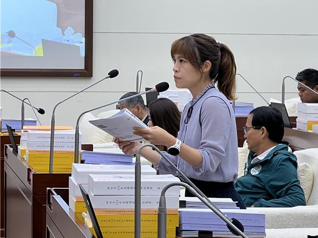 新竹市议员刘彦伶指出，新竹市112年度第1阶段教育考核分数一落千丈，担心低于80分可能会被扣钱。（本报资料照）