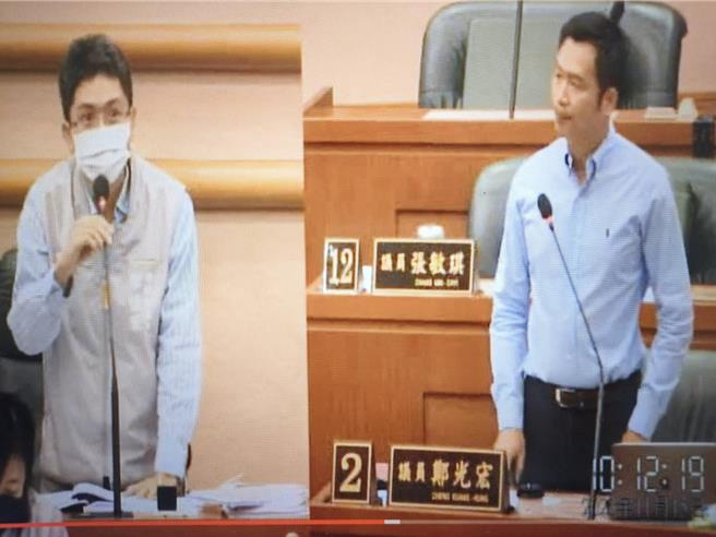 嘉义市议员郑光宏（右）今天促市府与企业合作提升资源回收率，市府环保局长李佳禾（左）答询表示会研议。（廖素慧摄）