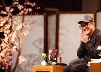 李連杰親曝：只收1元片酬 誠心修佛果斷投身公益