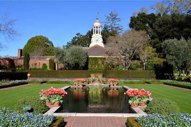 陆媒分析此次中美元首的会晤对话，採取「庄园会晤」的方式大有讲究，更能保证双方实质性的谈话时间。（shutterstock）