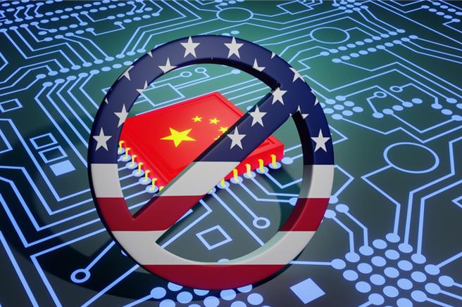 有调查发现，2023年7至9月，中国大陆在半导体制造设备的进口额比上年同期增长超过90％。（示意图／shutterstock）