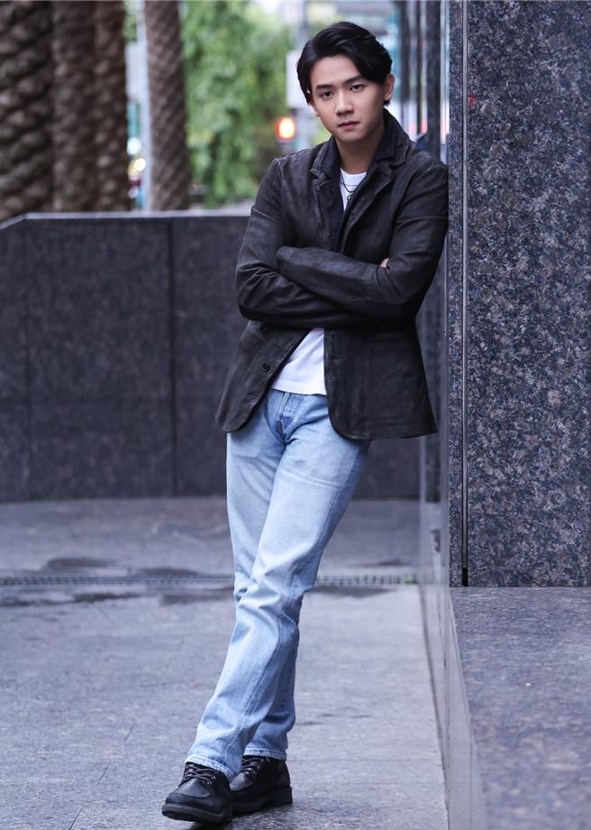 謝展榮有老靈魂很少使用社群軟體。（陳俊吉攝）