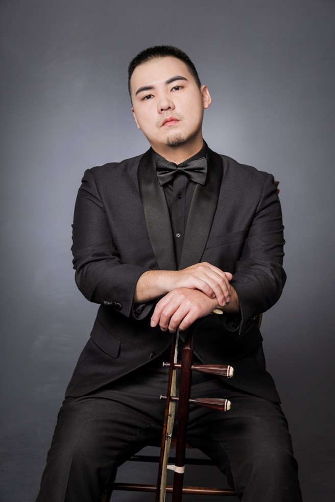 桃园市国乐团拉弦组副声部首席-杨策。(图/臺北市立国乐团提供)