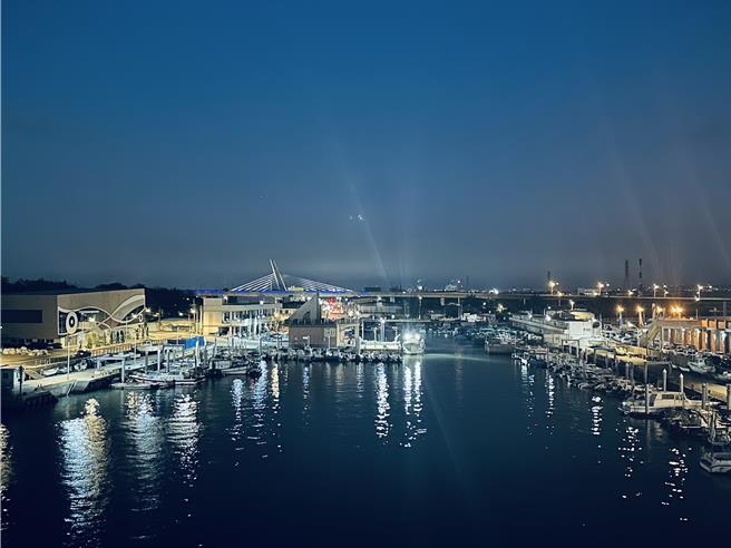 桃園市長張善政推動珍珠海岸政策，要打造濱海觀光廊帶，圖為永安漁港。（桃園市觀旅局提供／蔡明亘桃園傳真）