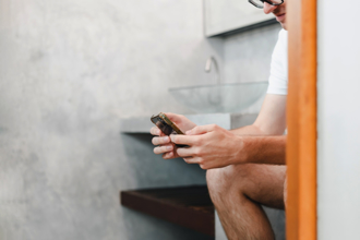 改善攝護腺肥大 坐著尿有4好處：連膀胱都變強