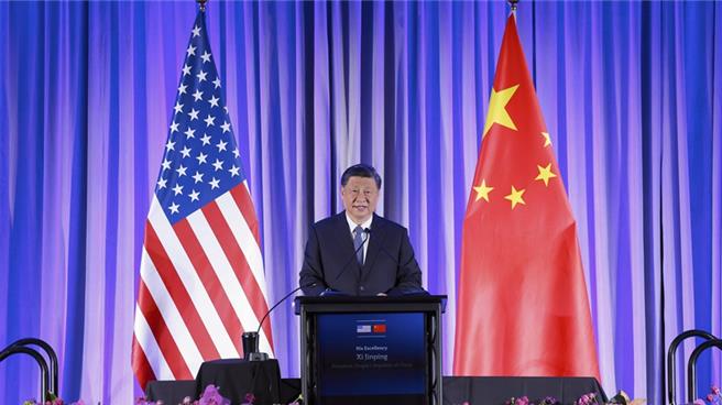 美国总统拜登与中国国家主席习近平在旧金山会晤，会中习近平明确否认2027或2035年有对台动武的计画，仍重申和平统一，可是也不排除使用武力。（摘自新华网）