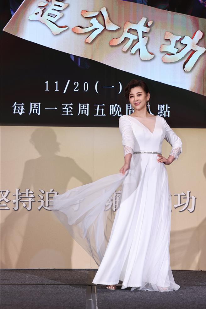 方馨拍戲時不慎跌倒破相。（羅永銘攝）