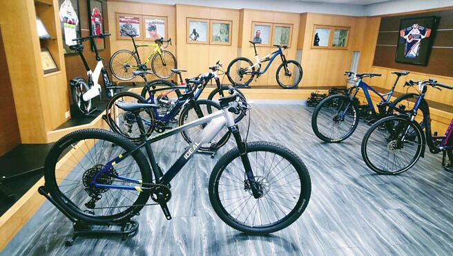 爱地雅因为认列三家代工客户的呆帐，导致前三季由盈为亏。图／曾丽芳