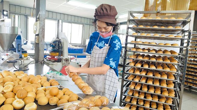 方舟庇护商店强化员工职场训练功能，让庇护员工能够提早适应一般竞争性职场。（方舟就业协会提供／林雅惠传真）