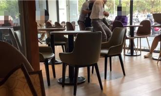 女捧百萬咖啡廳面交 2顧客衝突遭壓制「真相曝光」