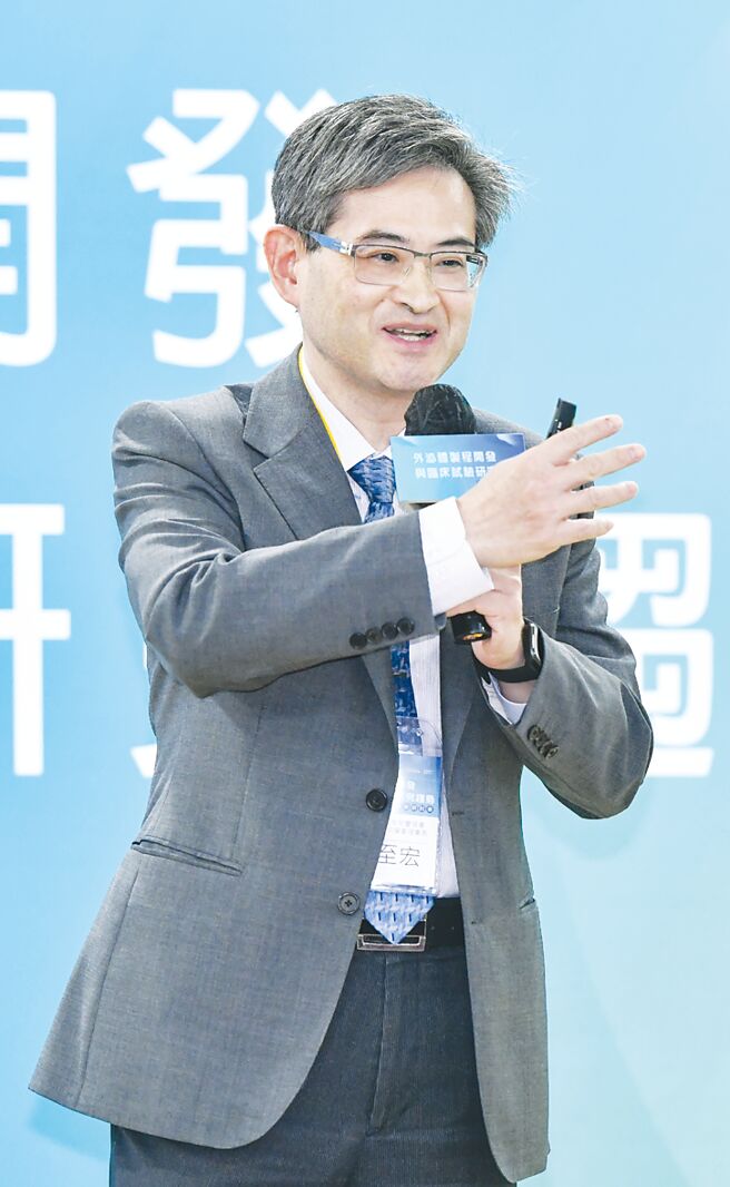 台湾再生医学会荣誉理事暨台湾骨科研究学会理事长张至宏　摄影／王德为、讯联细胞智药提供