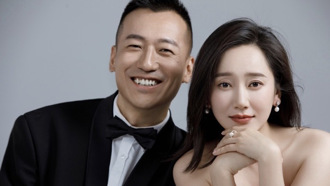 「小周迅」董晴出嫁 絕美婚紗曝光  譚松韻接捧花獻祝福