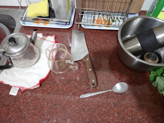 犯案用具。（图 / 刘咏韵翻摄）