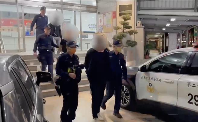 台中市第二分局啟動快打部隊，當場逮捕吳、蘇、施等3男，訊後依法移送，檢察官複訊後認3嫌罪行重大，向法院聲請羈押。（民眾提供／王煌忠台中傳真）