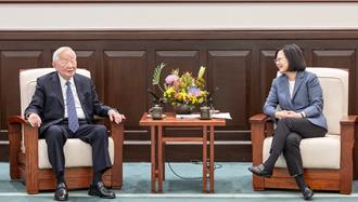 APEC峰會》代表團拜會蔡英文 張忠謀會中談科技：覺得一生努力有成果