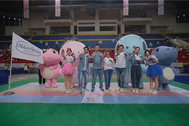 贝恩第11届超级宝宝体适能大赏活动现场照。（贝恩提供）