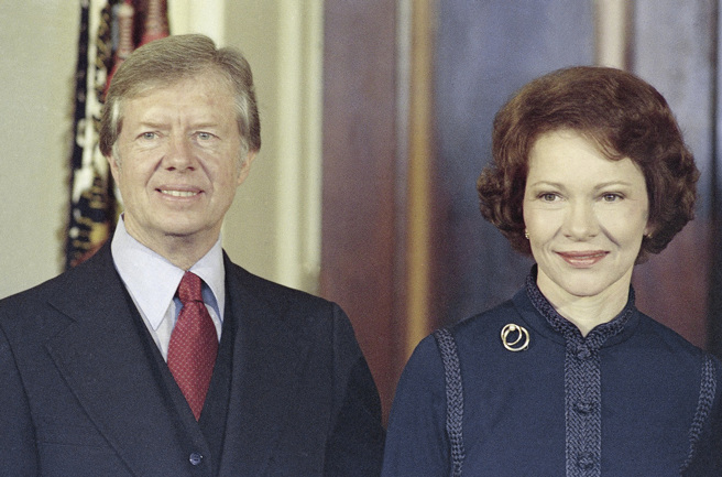 图为1976年12月3日，当选美国总统的卡特与罗莎琳。（资料照／美联社）