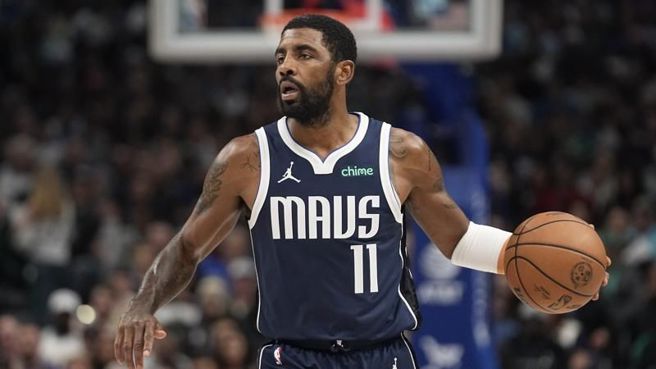 独行侠后卫厄文持球进攻。（美联社）