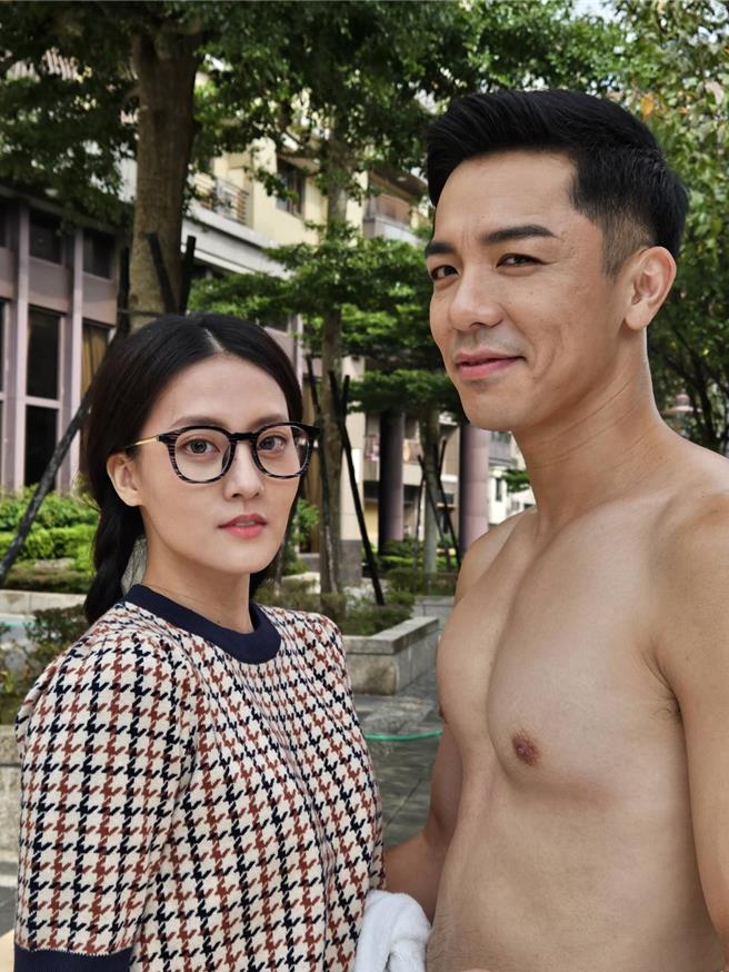 顏晓筠看到杨皓崴裸上身、心跳加速。（民视提供）