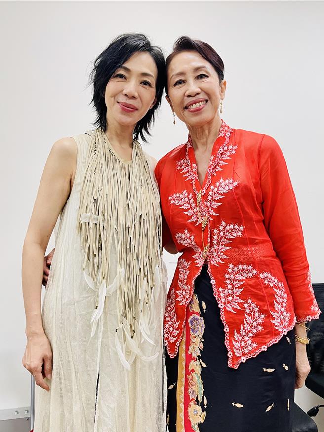 萬芳（左起）、蔡寶珠為電影《五月雪》2位主演。（海鵬影業提供）