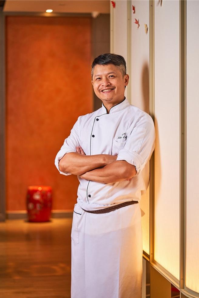 家宴中餐厅的新菜单由拥有20年以上厨艺经验、熟谙大中华料理的龙皓洋主厨设计。(板桥凯撒大饭店提供)