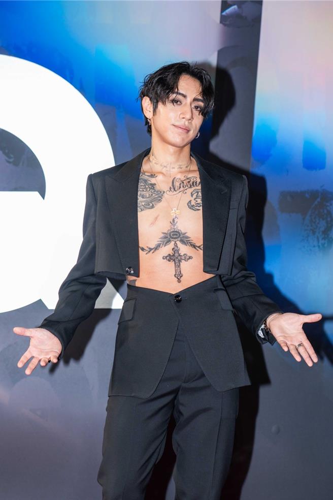 DPR Ian一现身成为全场最热焦点，粉丝急衝都只为拍他（石智中摄）