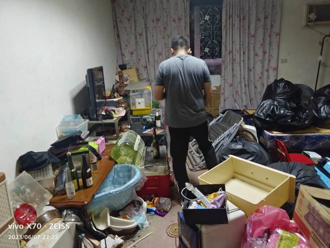 树林区一对情侣分手后留下无辜宠物死亡。（图／动保处提供）