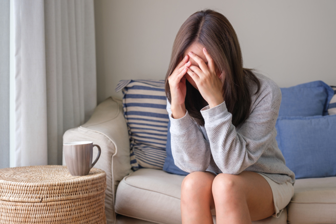 女网友的情趣用品被妈妈拿走，还发家族群组公告。（示意图、shutterstock）