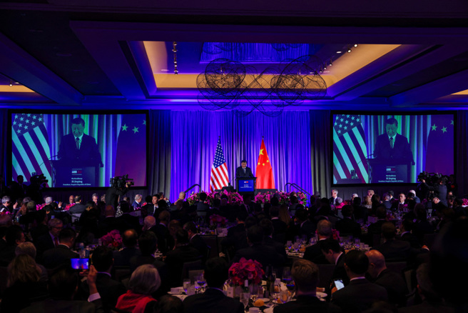 習近平赴美國舊金山出席亞太經濟合作會議（APEC），對美企主管的演講獲得熱烈鼓掌。（示意圖／路透社）