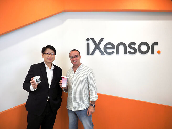 安盛生与美国实验室检测公司Martell Diagnostic Laboratories, Inc.签署合作意向书，进行乳癌检测的CDMO及授权合作。图／业者提供