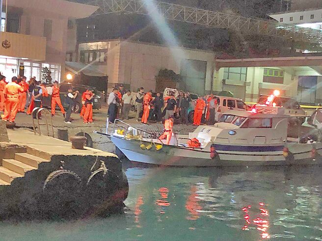 2019年5月警方与海巡署在台东外海查获渔船走私1公吨安非他命，查出竟是时任台东县警局兰屿分驻所所长李哲铭勾结毒枭。（本报资料照片）