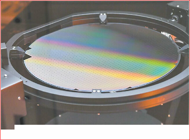 投信法人表示，隨庫存調整將結束，半導體產業有望加入戰局，與AI股一同發力。圖／新華社