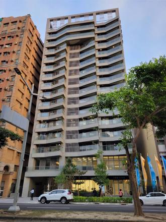 搶進高鐵左營站前商圈 仁發建築推2到3房產品